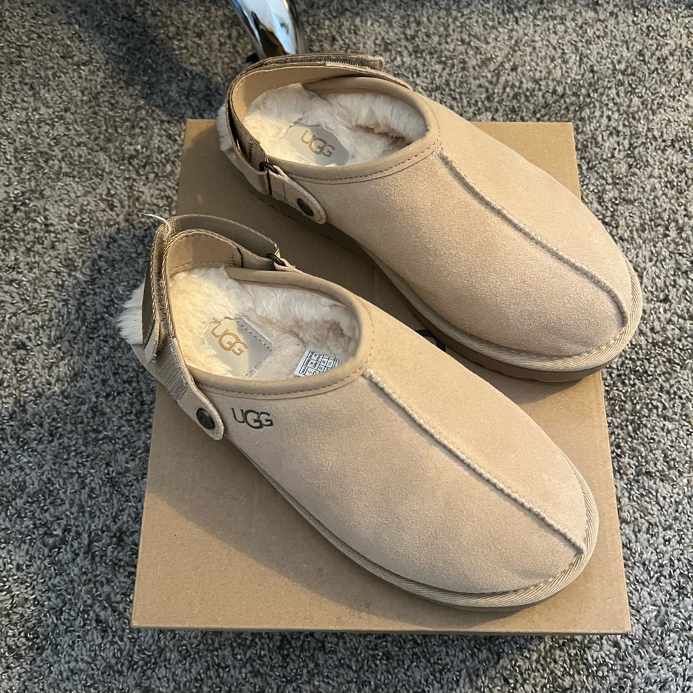 UGG Sand Slingback Clogs